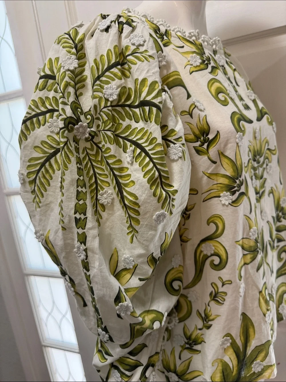 FARM RIO Milani Blouse Floral Puff-Sleeve Women's Top in Olive Green Size Large